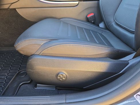 New 2025 Mercedes-Benz C 300 C 300 image 17