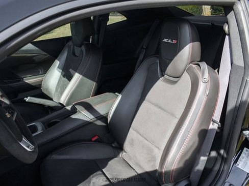 Used 2014 Chevrolet Camaro ZL1 image 26