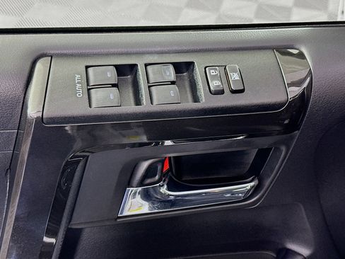 Certified 2024 Toyota 4Runner TRD Off-Road Premium w/ Moonroof Package AWD/4WD image 18