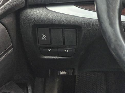 Used 2017 Acura TLX FWD image 21