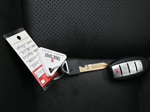 Used 2022 Nissan Rogue Sport SL image 32