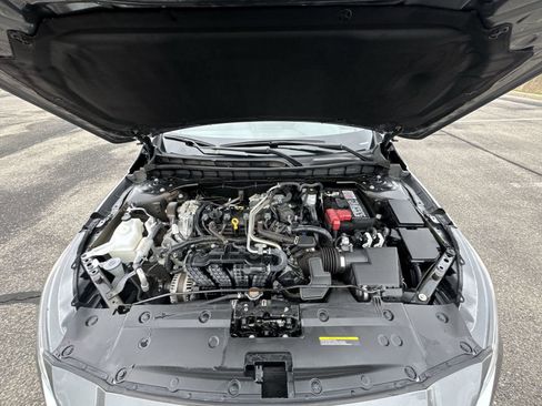 Used 2024 Nissan Altima 2.5 SV FWD image 38