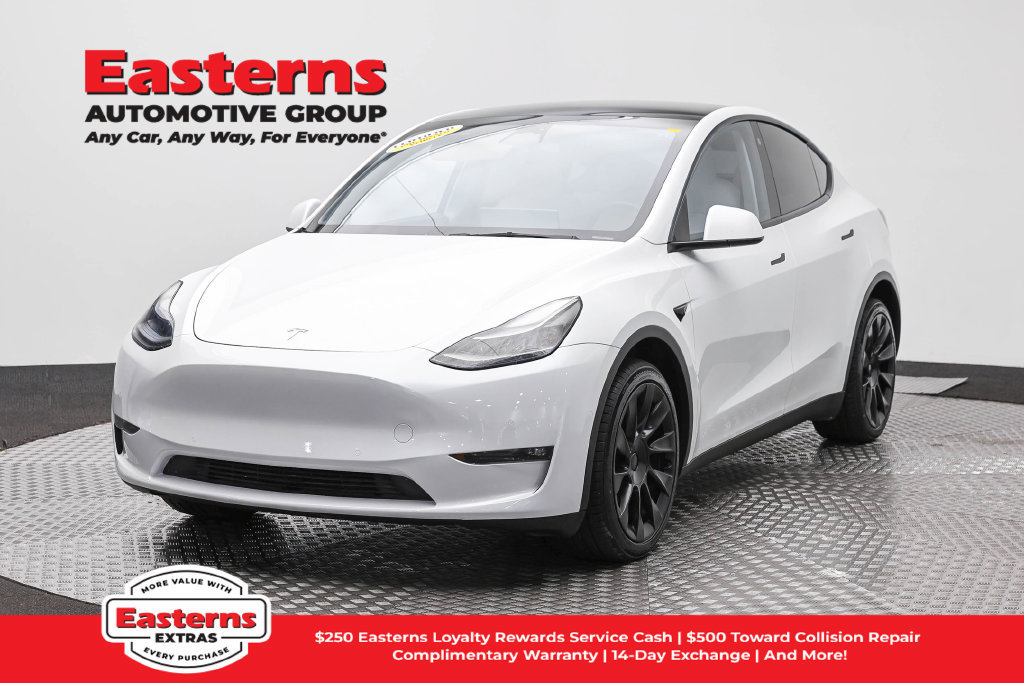 Used 2022 Tesla Model Y Long Range AWD/4WD image 1