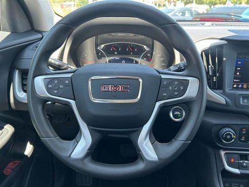Used 2023 GMC Terrain SLE w/ Elevation Edition FWD image 10