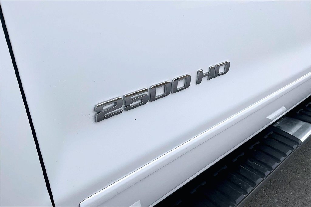 Used 2018 Chevrolet Silverado 2500 LT AWD/4WD image 8