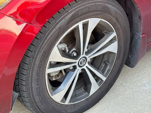 Used 2021 Nissan Sentra SV FWD image 5