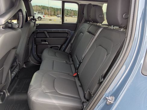 New 2026 Land Rover Defender 110 S image 27