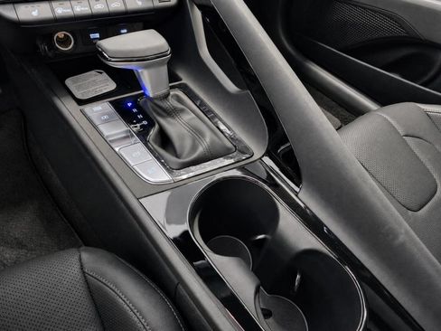 New 2026 Hyundai Elantra Limited FWD image 31