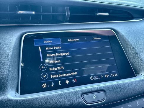 Used 2022 Cadillac XT4 Sport w/ Enhanced Visibility Package FWD image 18