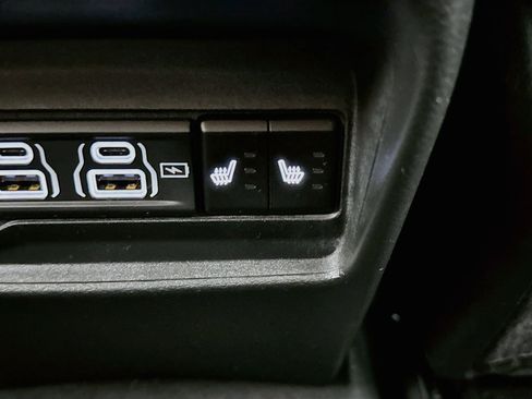 Used 2025 Jeep Grand Cherokee Limited AWD/4WD image 25