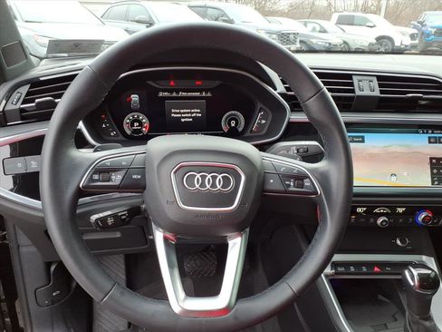Used 2021 Audi Q3 2.0T Premium Plus w/ Premium Plus Package image 15