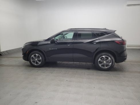 Used 2024 Chevrolet Blazer LT w/ Convenience Package FWD image 3