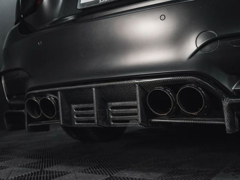 Used 2019 BMW M4 Coupe w/ Competition Package image 24