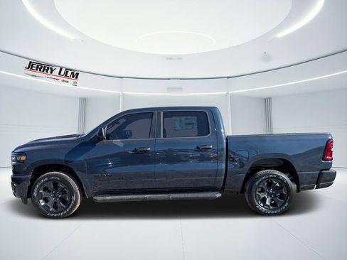 New 2026 RAM 1500 Express AWD/4WD image 6