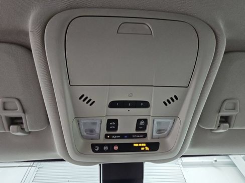 Certified 2023 GMC Terrain Denali AWD/4WD image 24
