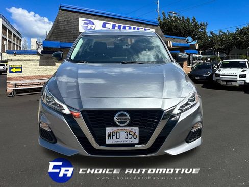 Used 2021 Nissan Altima 2.5 SR FWD image 11