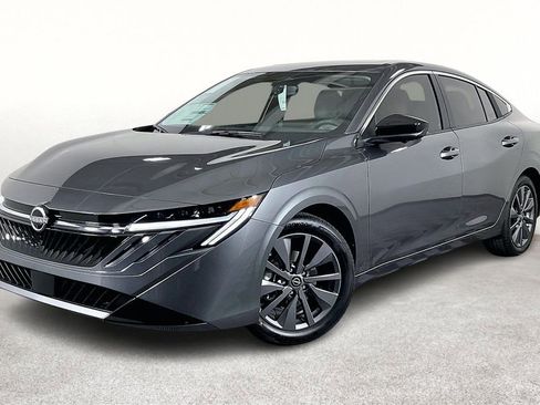 New 2026 Nissan Sentra SL w/ Floor Mat Package FWD image 5