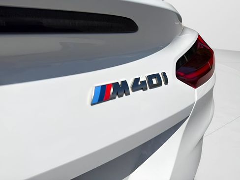 Used 2024 BMW Z4 M40i w/ Premium Package RWD image 28