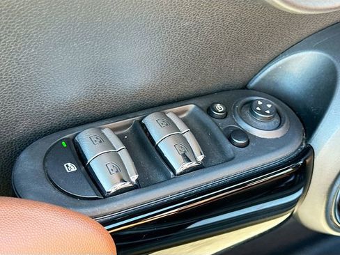 Used 2022 MINI Cooper S image 18