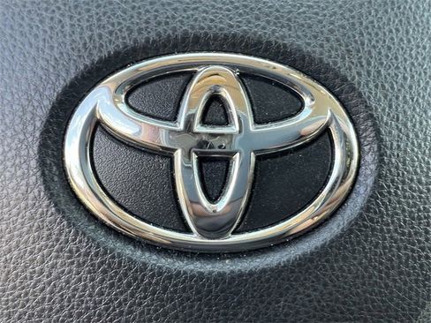 Used 2024 Toyota RAV4 XLE image 19