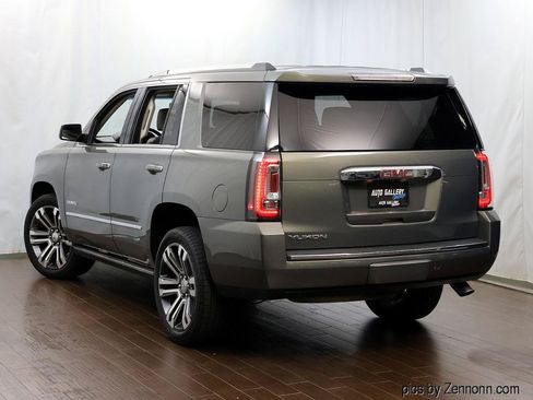 Used 2017 GMC Yukon Denali w/ Open Road Package AWD/4WD image 8