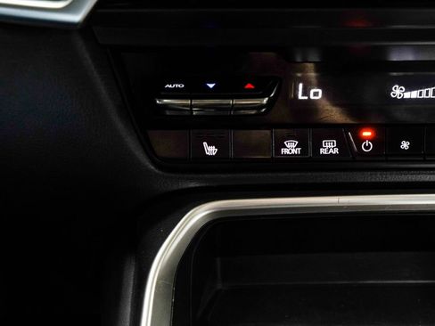 Used 2024 MAZDA CX-90 3.3 Turbo w/ Preferred Package image 31