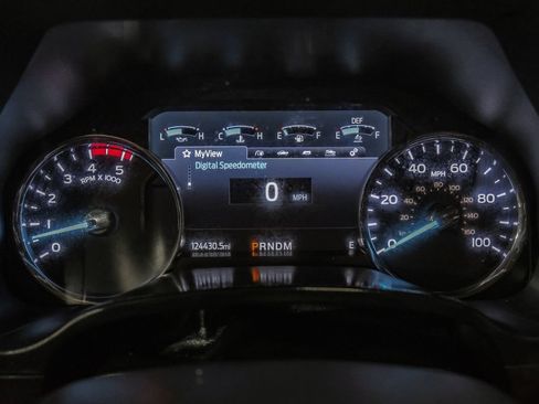 Used 2020 Ford F250 Lariat w/ Lariat Value Package AWD/4WD image 19