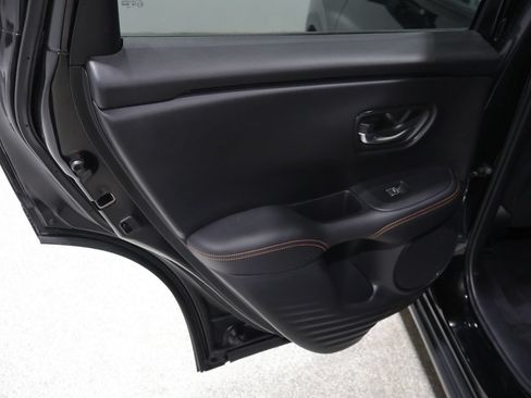 Used 2024 Honda HR-V Sport image 17