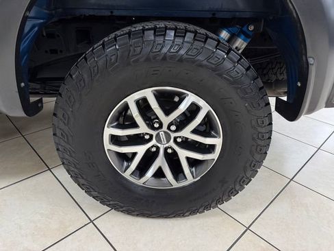 Used 2018 Ford F150 Raptor w/ Equipment Group 802A Luxury image 25