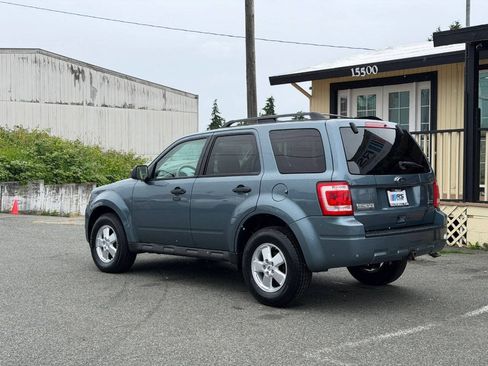 Used 2010 Ford Escape XLT FWD image 4