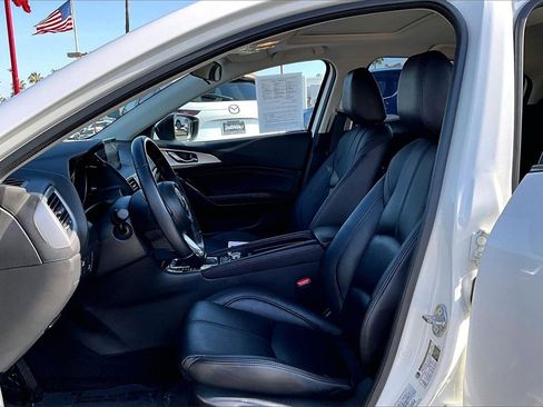 Used 2017 MAZDA MAZDA3 Touring image 14