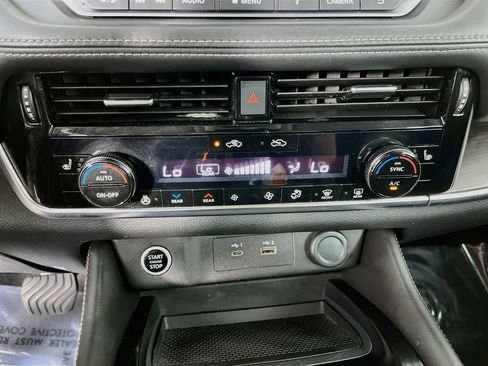 Used 2021 Nissan Rogue SL AWD/4WD image 23