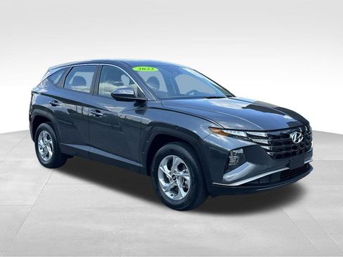 Used 2023 Hyundai Tucson SE AWD/4WD image 1