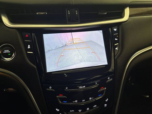 Used 2016 Cadillac XTS Luxury FWD image 38