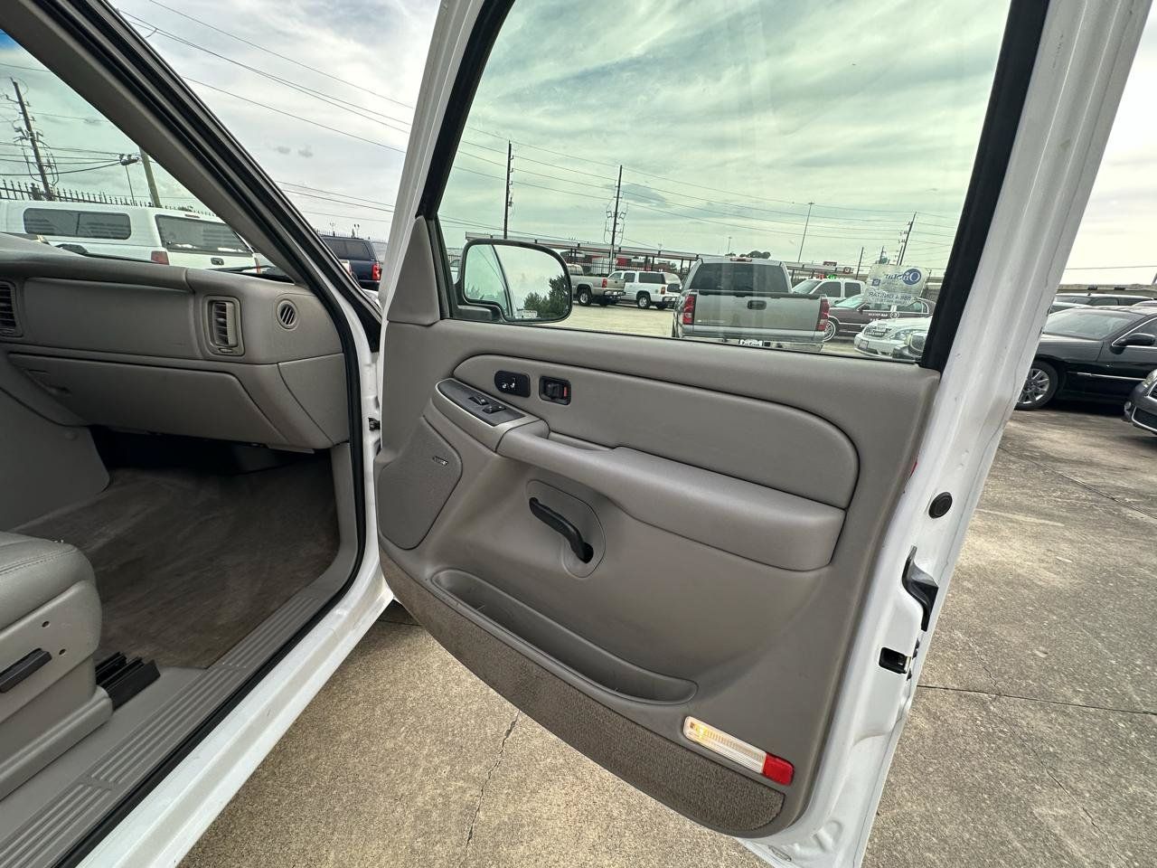Used 2004 Chevrolet Silverado 1500 4x4 Extended Cab w/ Z71 Convenience Package 2 image 54