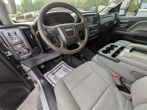 Used 2019 GMC Sierra 2500 4x4 Crew Cab w/ Sierra Convenience Package image 14