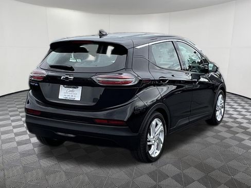 Used 2023 Chevrolet Bolt LT FWD image 6