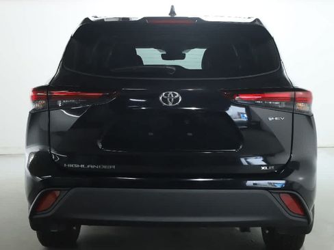 Used 2026 Toyota Highlander XLE AWD/4WD image 47