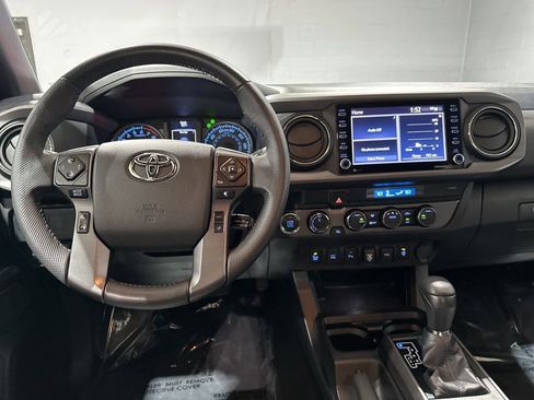 Certified 2021 Toyota Tacoma TRD Sport image 8