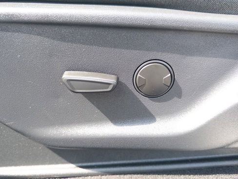 Used 2024 Ford F250 XLT image 15