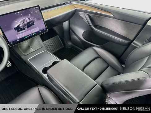 Used 2023 Tesla Model Y Performance AWD/4WD image 22