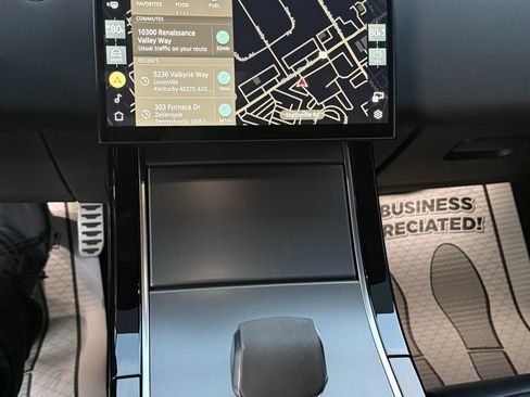 Used 2024 Land Rover Range Rover Evoque Dynamic SE image 44