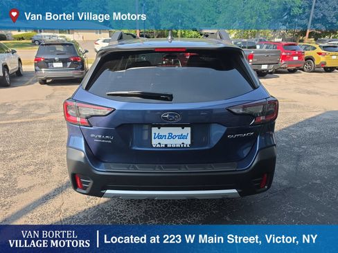 Used 2022 Subaru Outback Limited AWD/4WD image 6