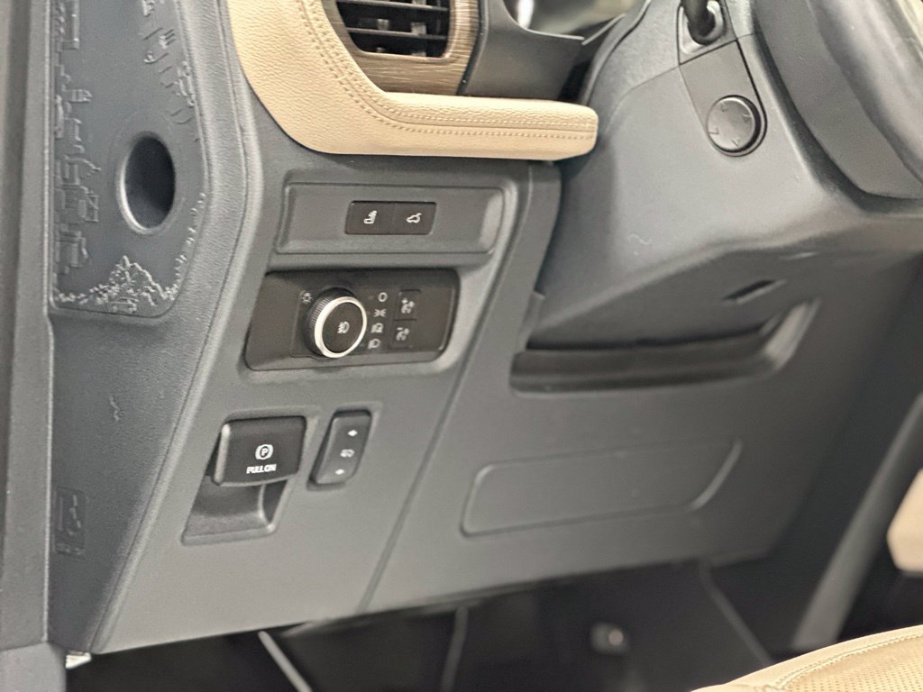 Certified 2024 Ford Expedition Max Limited AWD/4WD image 18
