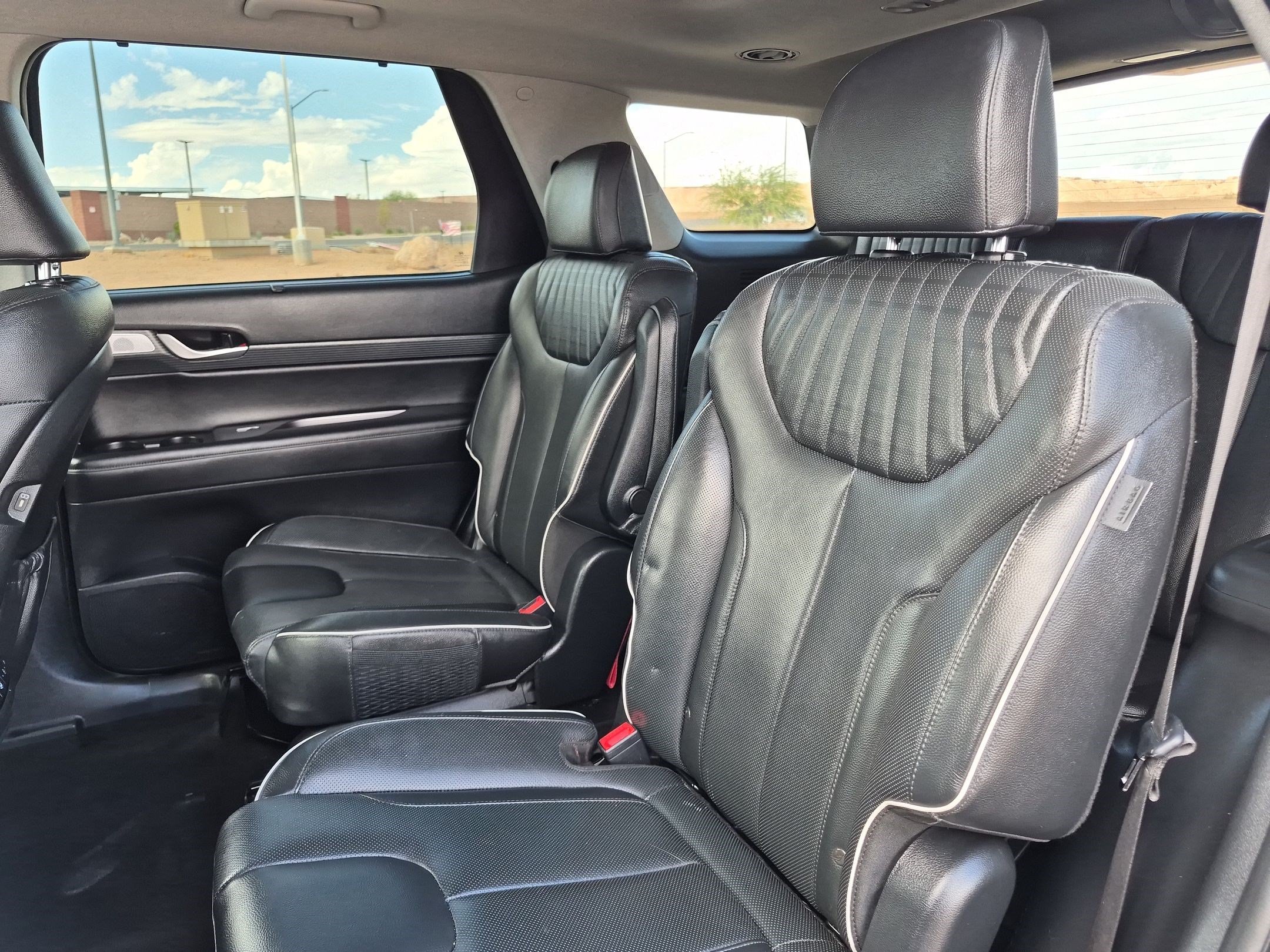 Used 2024 Hyundai Palisade Limited FWD image 28