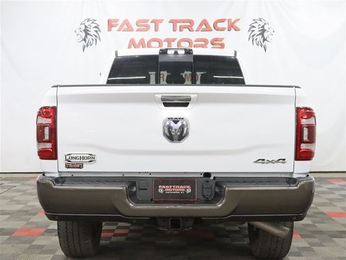 Used 2022 RAM 2500 Limited w/ Off Road Package AWD/4WD image 5