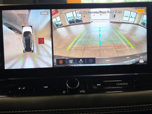 Used 2026 Nissan Rogue SL AWD/4WD image 27
