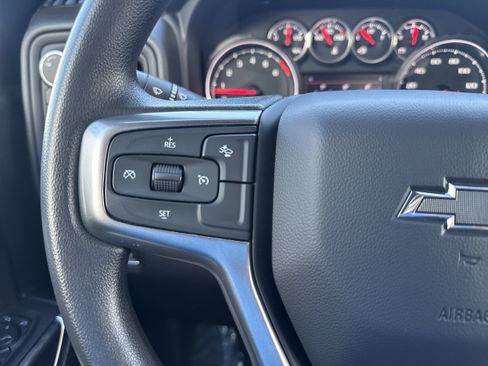 Used 2021 Chevrolet Silverado 1500 Custom Trail Boss w/ Safety Confidence Package AWD/4WD image 18
