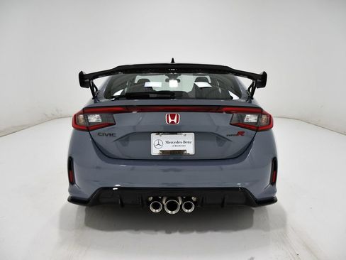 Used 2025 Honda Civic Type R image 4