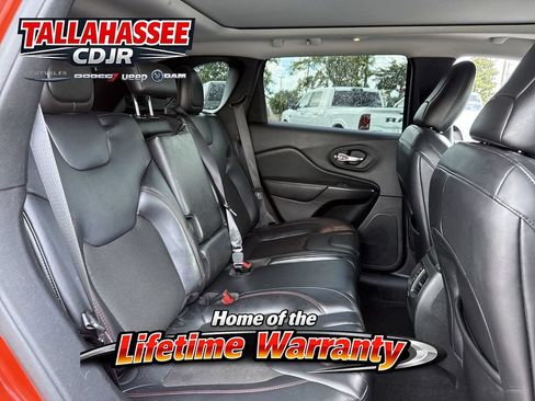 Used 2021 Jeep Cherokee Trailhawk w/ Sun, Sound & Nav Group AWD/4WD image 26